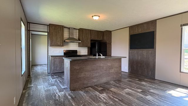 22 Cowbell Avenue, Williamsburg, KY 40769