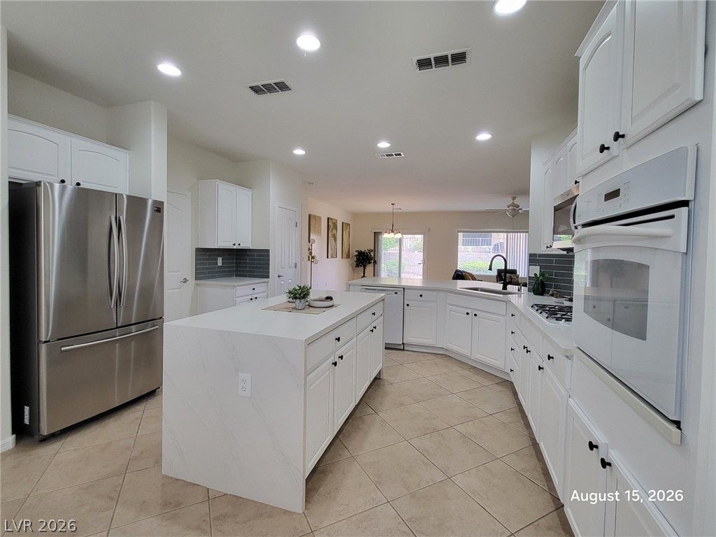 2116 Twin Falls Drive, Henderson, NV 89044 — photo 4