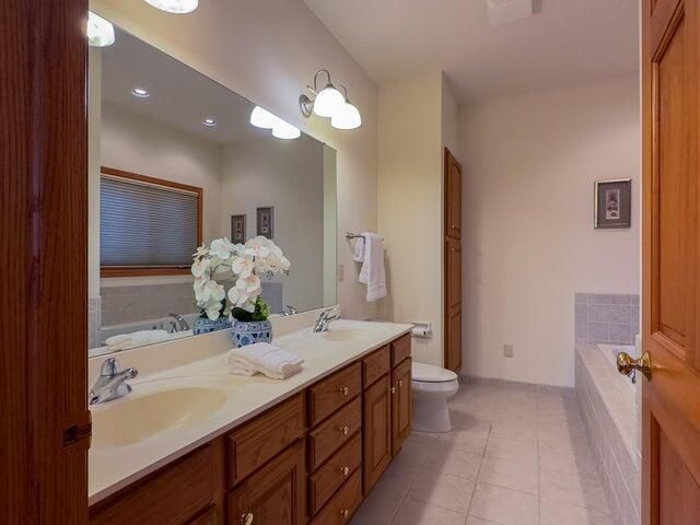 2436 Caribou LANE, Grafton, WI 53024