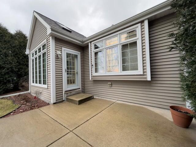 2436 Caribou LANE, Grafton, WI 53024