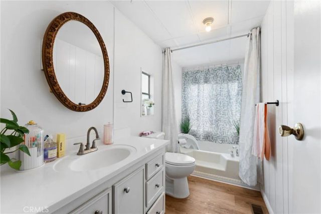 3883 Buchanan Street, Riverside, CA 92503