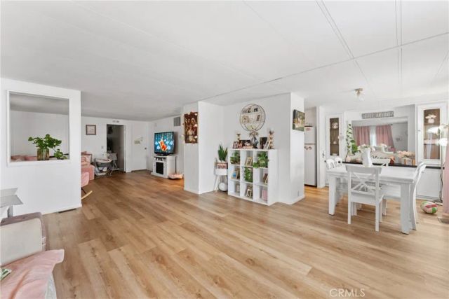 3883 Buchanan Street, Riverside, CA 92503