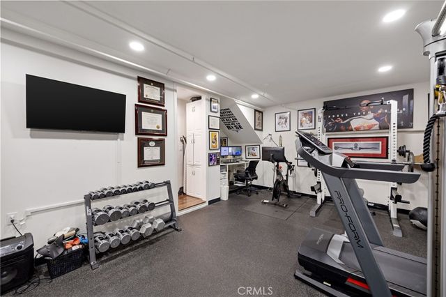 10341 Kurt, Sylmar, CA 91342