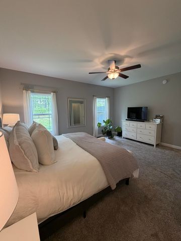 901 Hatch Lake Pkwy, Valparaiso, IN 46385