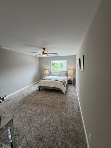 901 Hatch Lake Pkwy, Valparaiso, IN 46385