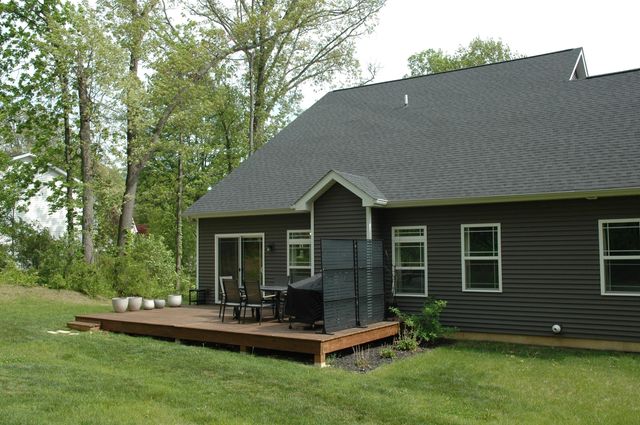 901 Hatch Lake Pkwy, Valparaiso, IN 46385