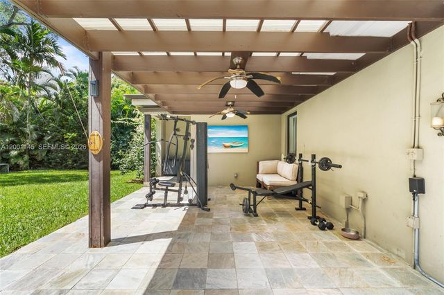 560 Sabal Palm Rd, Miami, FL 33137