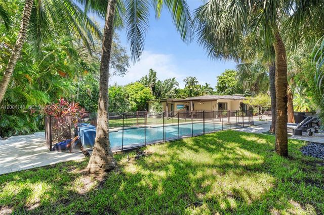 560 Sabal Palm Rd, Miami, FL 33137
