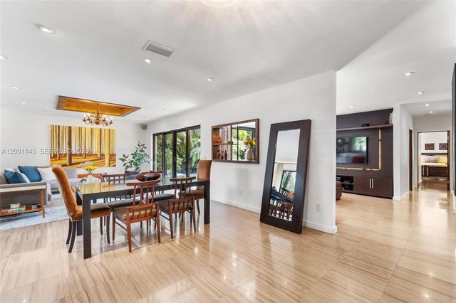 560 Sabal Palm Rd, Miami, FL 33137