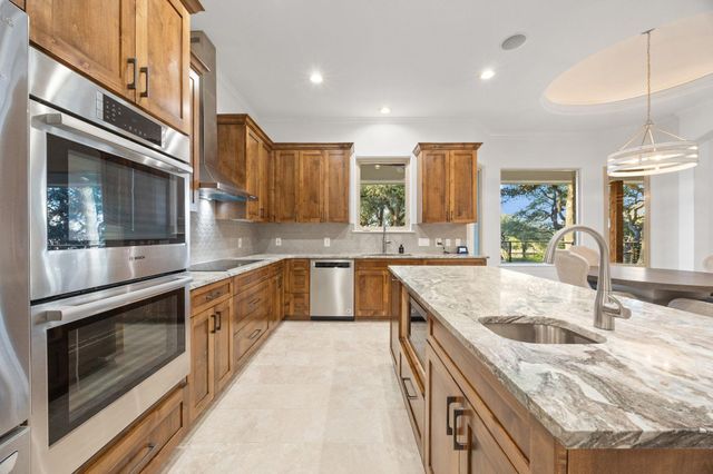 290 Trail Master CIR, Driftwood, TX 78619