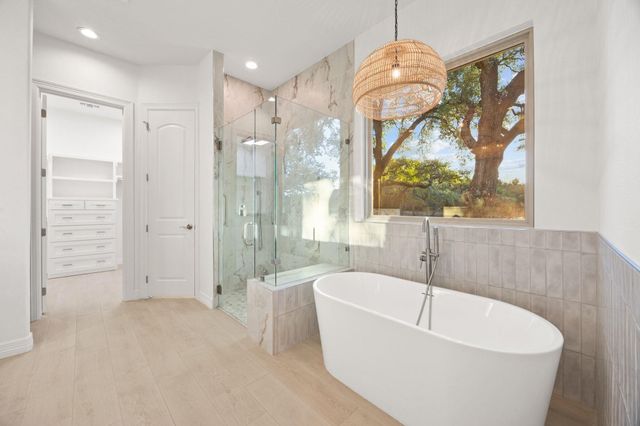 290 Trail Master CIR, Driftwood, TX 78619