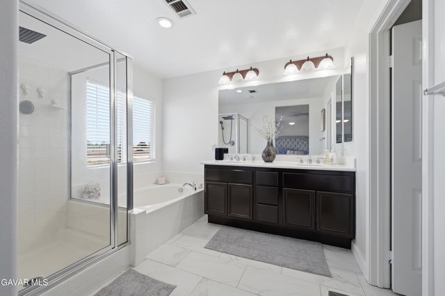 2348 Newberry Street, Rosamond, CA 93560