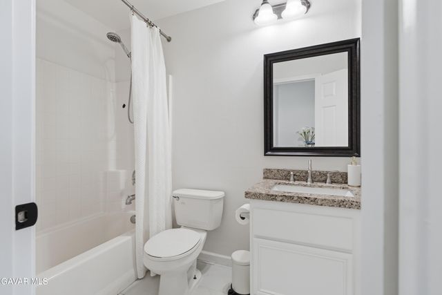 2348 Newberry Street, Rosamond, CA 93560