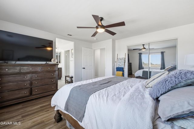 2348 Newberry Street, Rosamond, CA 93560
