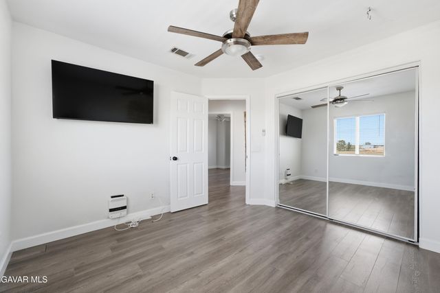 2348 Newberry Street, Rosamond, CA 93560