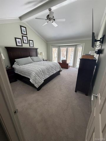 6301 Mission Drive, West Bloomfield, MI 48324