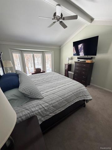 6301 Mission Drive, West Bloomfield, MI 48324