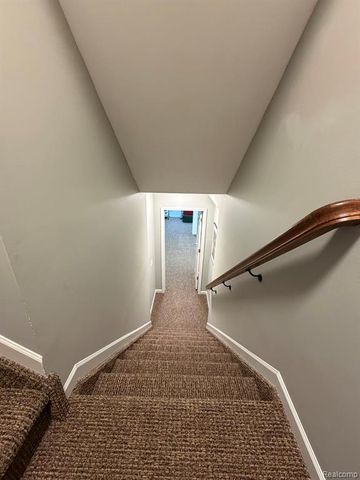 6301 Mission Drive, West Bloomfield, MI 48324