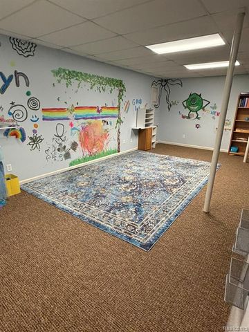 6301 Mission Drive, West Bloomfield, MI 48324