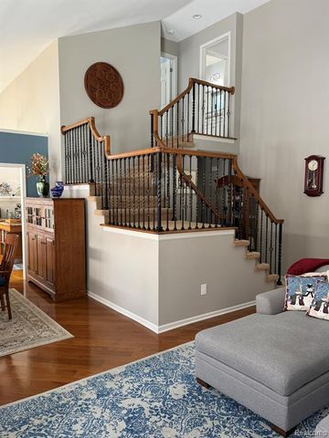 6301 Mission Drive, West Bloomfield, MI 48324