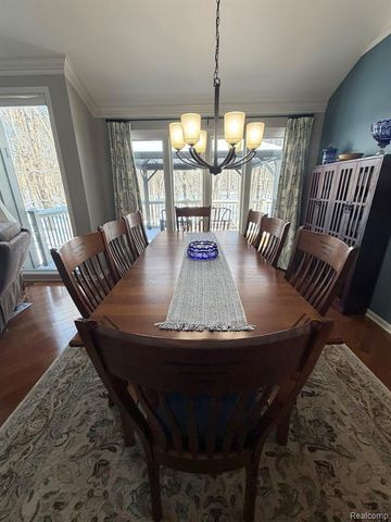 6301 Mission Drive, West Bloomfield, MI 48324