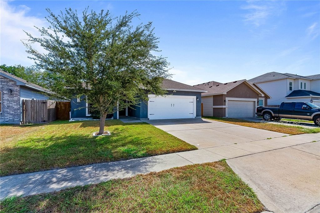 7309 Clapton Dr, Corpus Christi, TX 78414 — photo 3