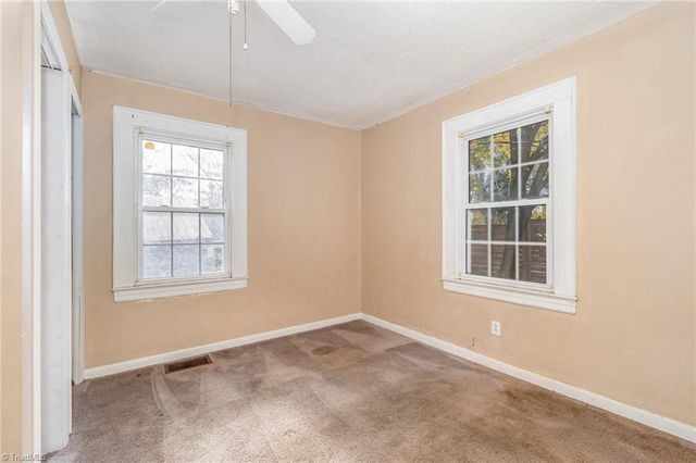 21 Second Avenue, Thomasville, NC 27360