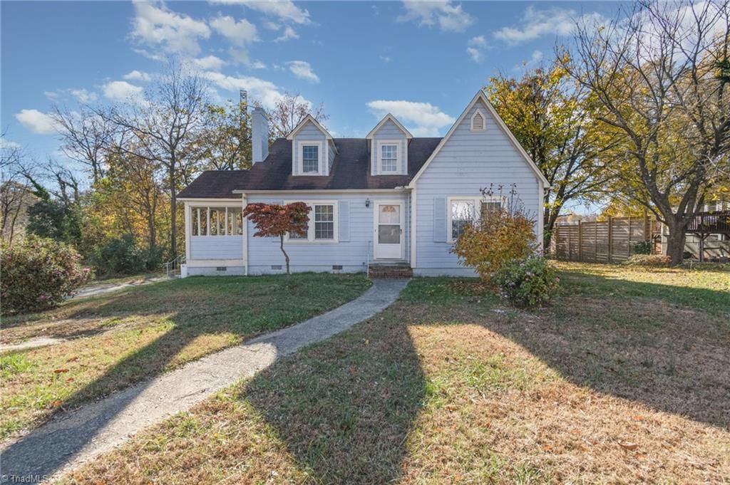 21 Second Avenue, Thomasville, NC 27360