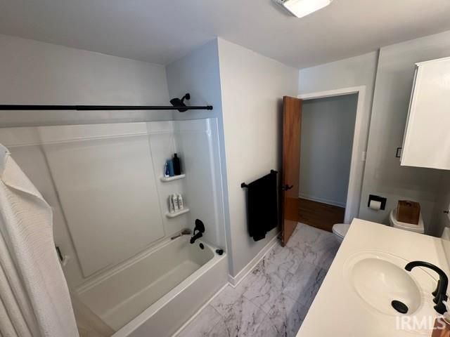 511 E Patterson Street, Lakeville, IN 46536
