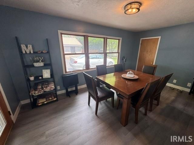 511 E Patterson Street, Lakeville, IN 46536