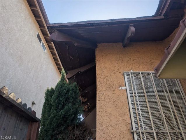 975 E 43RD Street, Los Angeles, CA 90011