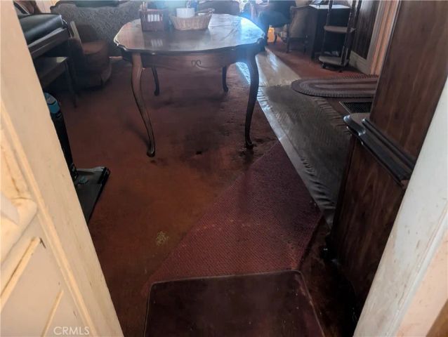 975 E 43RD Street, Los Angeles, CA 90011