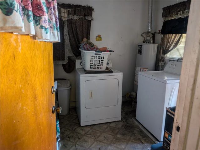 975 E 43RD Street, Los Angeles, CA 90011