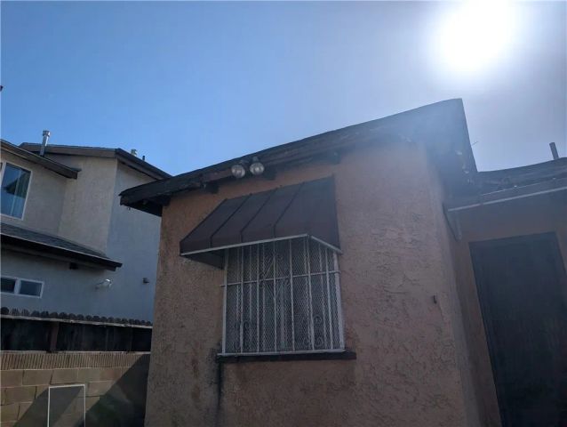 975 E 43RD Street, Los Angeles, CA 90011