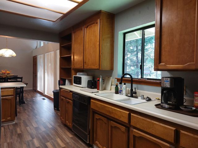 25705 Creekside Dr, Pioneer, CA 95666