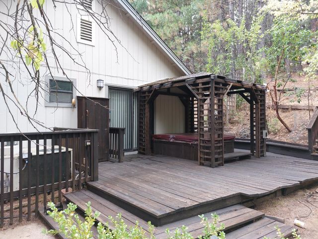 25705 Creekside Dr, Pioneer, CA 95666