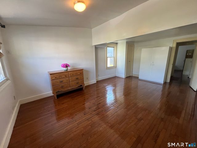 74 Myano Lane 1, Stamford, CT 06902
