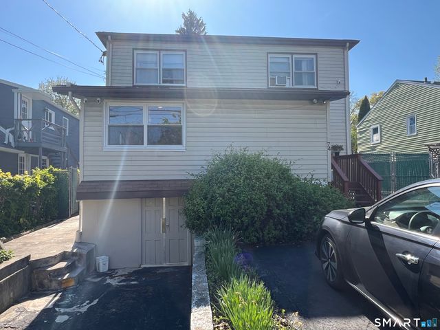 74 Myano Lane 1, Stamford, CT 06902