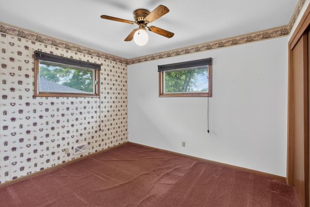 3141 Hampshire Avenue N, Crystal, MN 55427