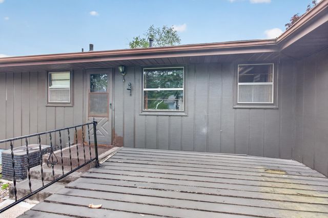 3141 Hampshire Avenue N, Crystal, MN 55427