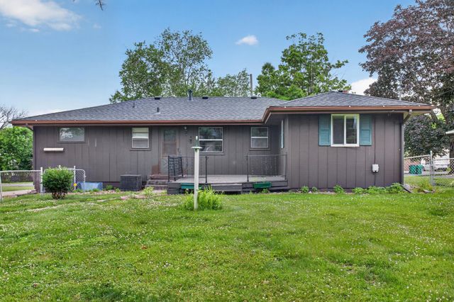 3141 Hampshire Avenue N, Crystal, MN 55427