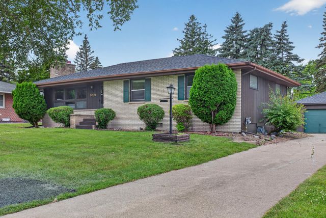 3141 Hampshire Avenue N, Crystal, MN 55427