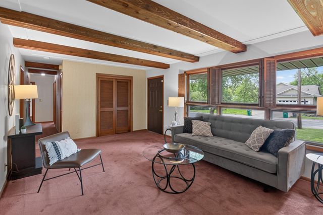 3141 Hampshire Avenue N, Crystal, MN 55427