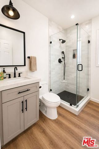 917 S Ridgeley Drive, Los Angeles, CA 90036