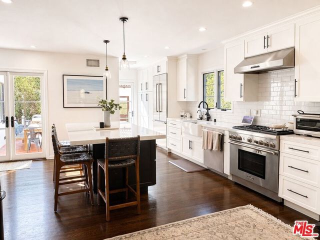 917 S Ridgeley Drive, Los Angeles, CA 90036