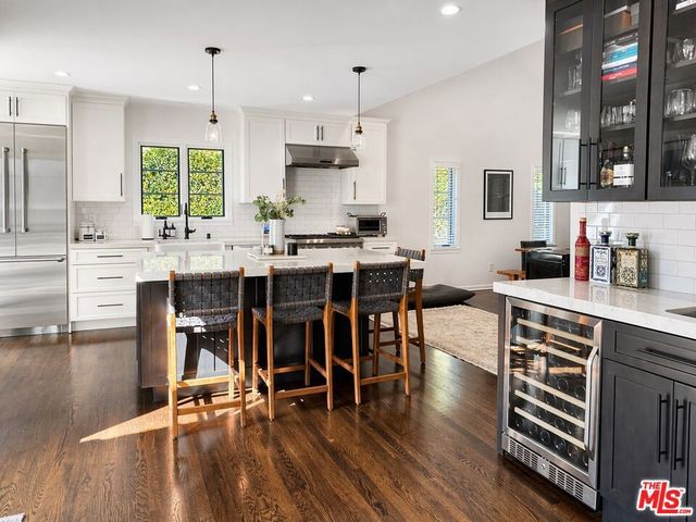 917 S Ridgeley Drive, Los Angeles, CA 90036