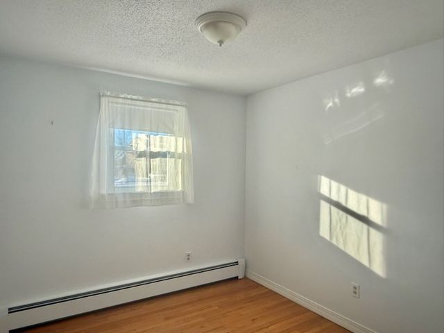 101 Honeyman Avenue, Middletown, RI 02842