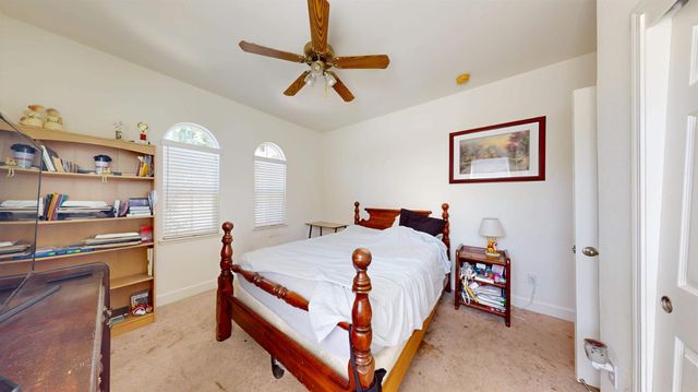 2201 Mustang Dr, Oakdale, CA 95361