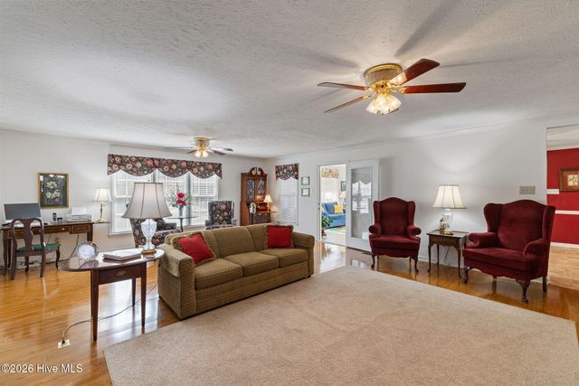 1925 Pinemont Circle, Goldsboro, NC 27534