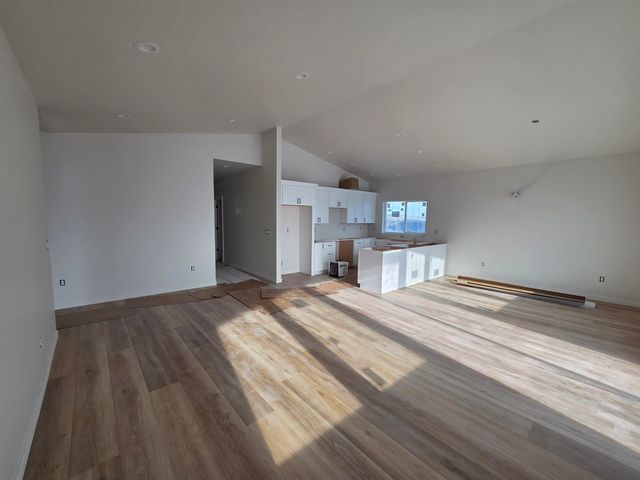 1024 Steptoe View Ln, Cheney, WA 99004